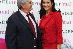 151110 MALAGA-La presidenta de ADEPMA, Gemma Mele, entrega el premio ALMA de ADEPMA a Paloma Ramos Guzman. © ADEPMA/jesusdominguez.com